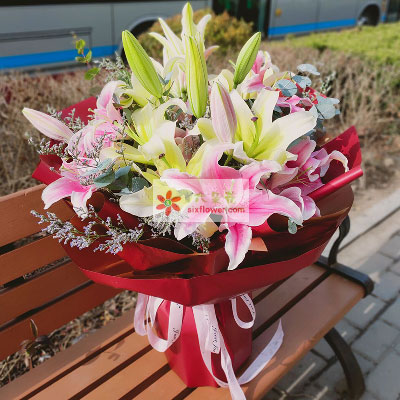 十堰8支多头百合，万事如意喜上加喜